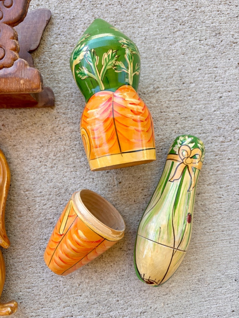 Vintage Easter Decor Bundle - Picture 2 of 7